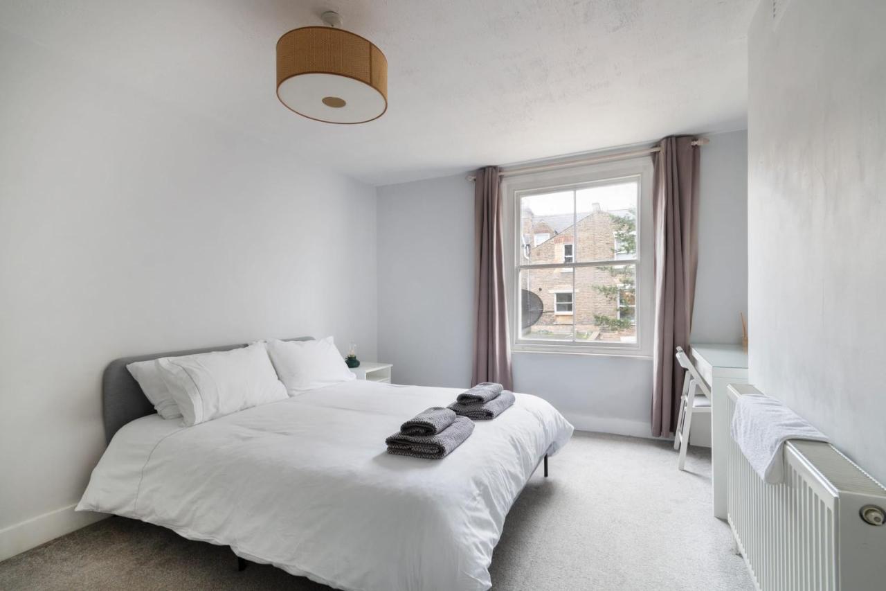 1 Bed Clapham Junction Apartment London Exterior photo